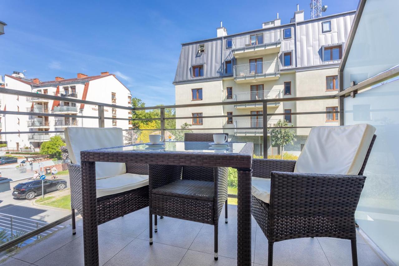 Ambria Apartments Promenada Swinoujscie Exterior photo